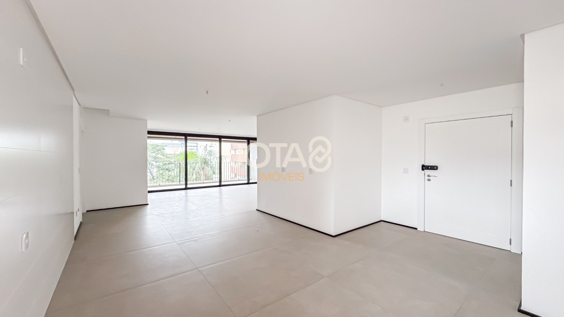 APARTAMENTO DE ALTO PADRÃO COM 3 SUÍTES NO JUVEVÊ!!