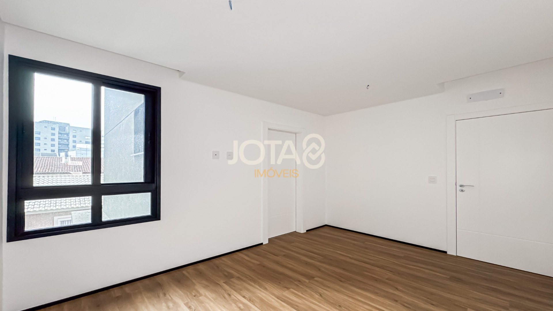 APARTAMENTO DE ALTO PADRÃO COM 3 SUÍTES NO JUVEVÊ!!