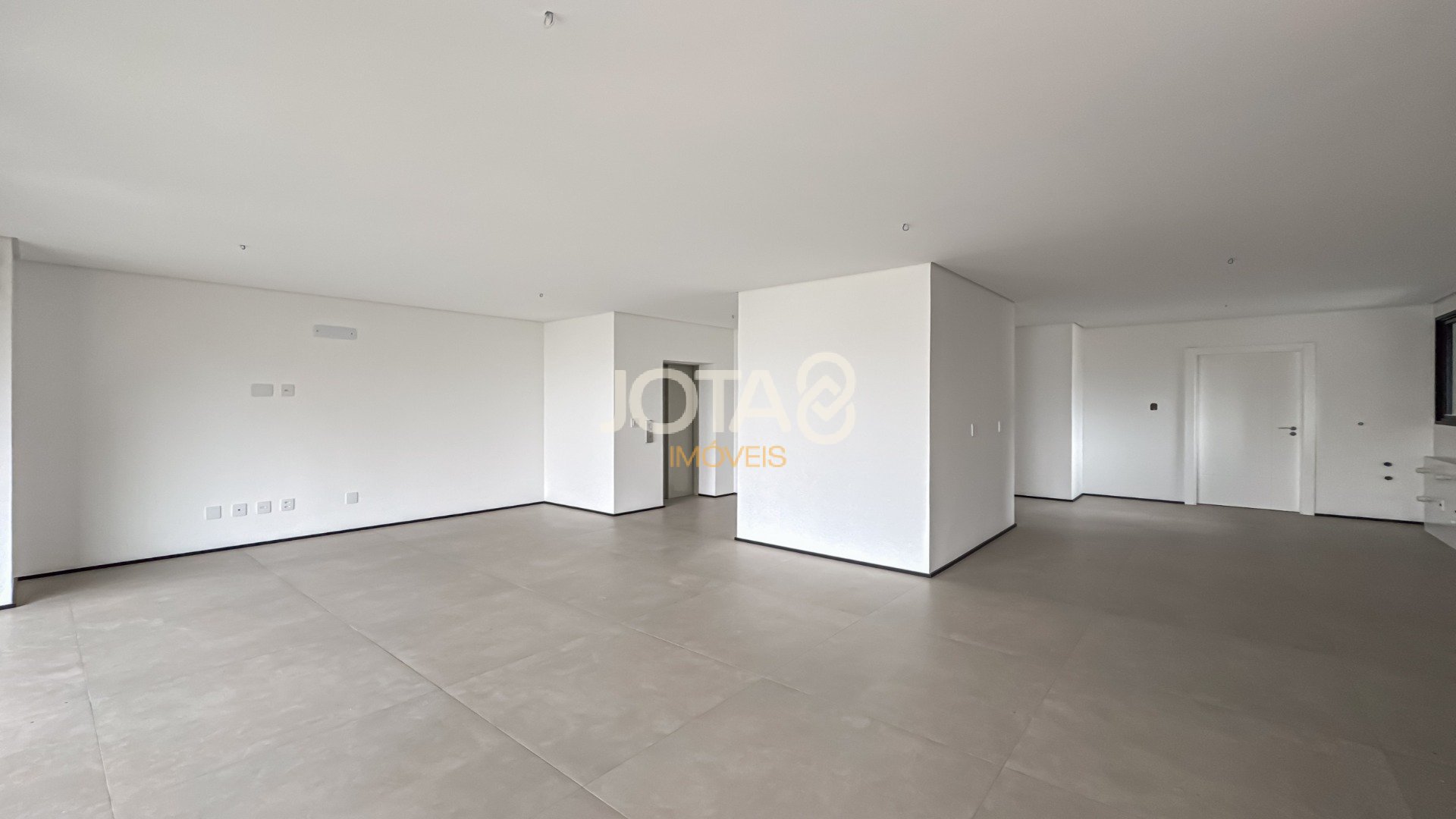 APARTAMENTO DE ALTO PADRÃO COM 3 SUÍTES NO JUVEVÊ!!