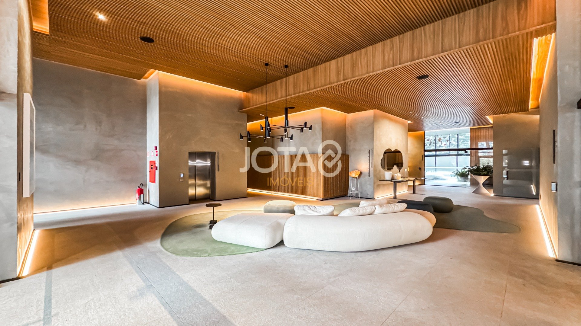 APARTAMENTO DE ALTO PADRÃO COM 3 SUÍTES NO JUVEVÊ!!
