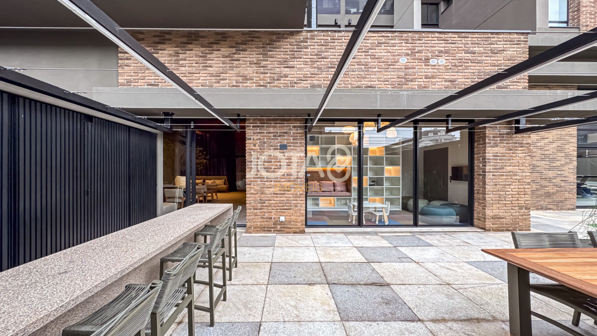 APARTAMENTO DE ALTO PADRÃO COM 3 SUÍTES NO JUVEVÊ!!