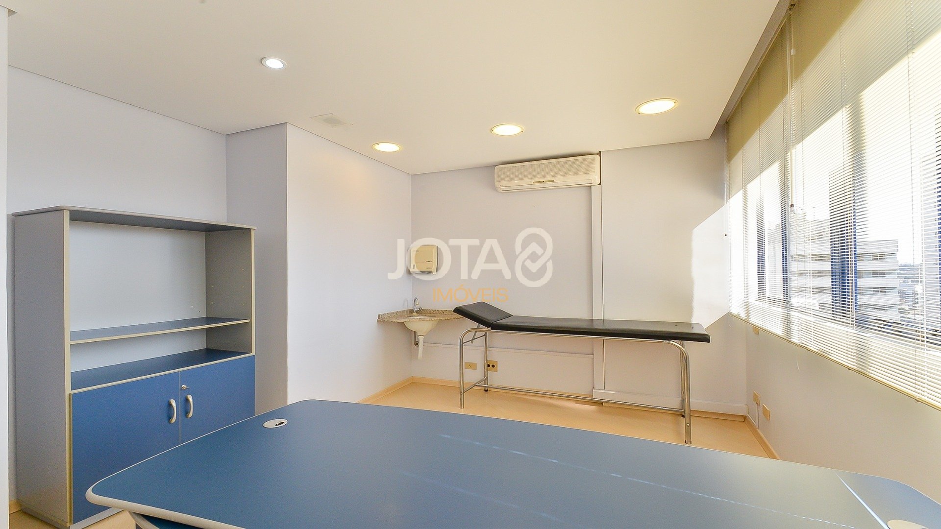 SALA COMERCIAL NO WEST CENTER, BIGORRILHO!