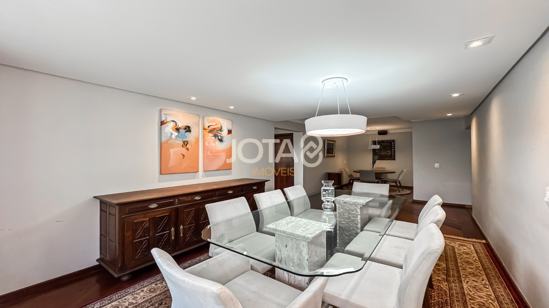 CASA COM AMPLO TERRENO NO PILARZINHO