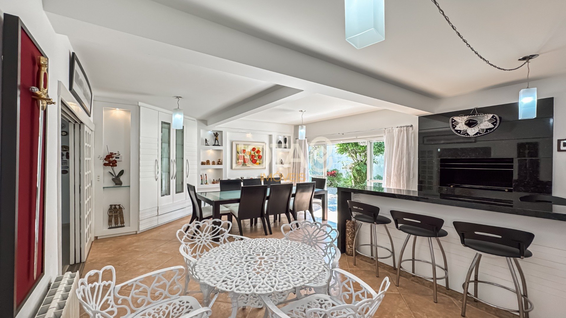 CASA COM 3 SUÍTES EM SANTA FELICIDADE