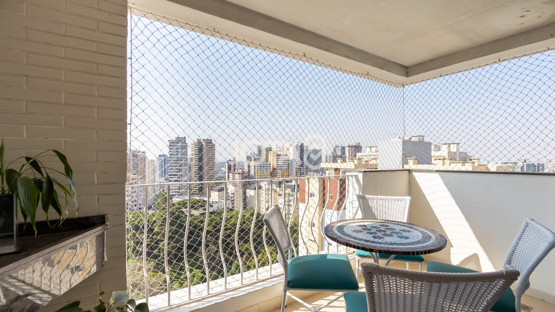 COBERTURA DUPLEX COM PISCINA