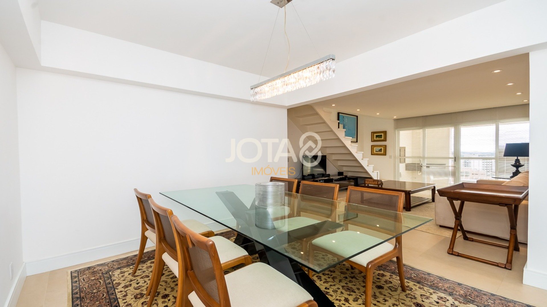 COBERTURA DUPLEX COM PISCINA