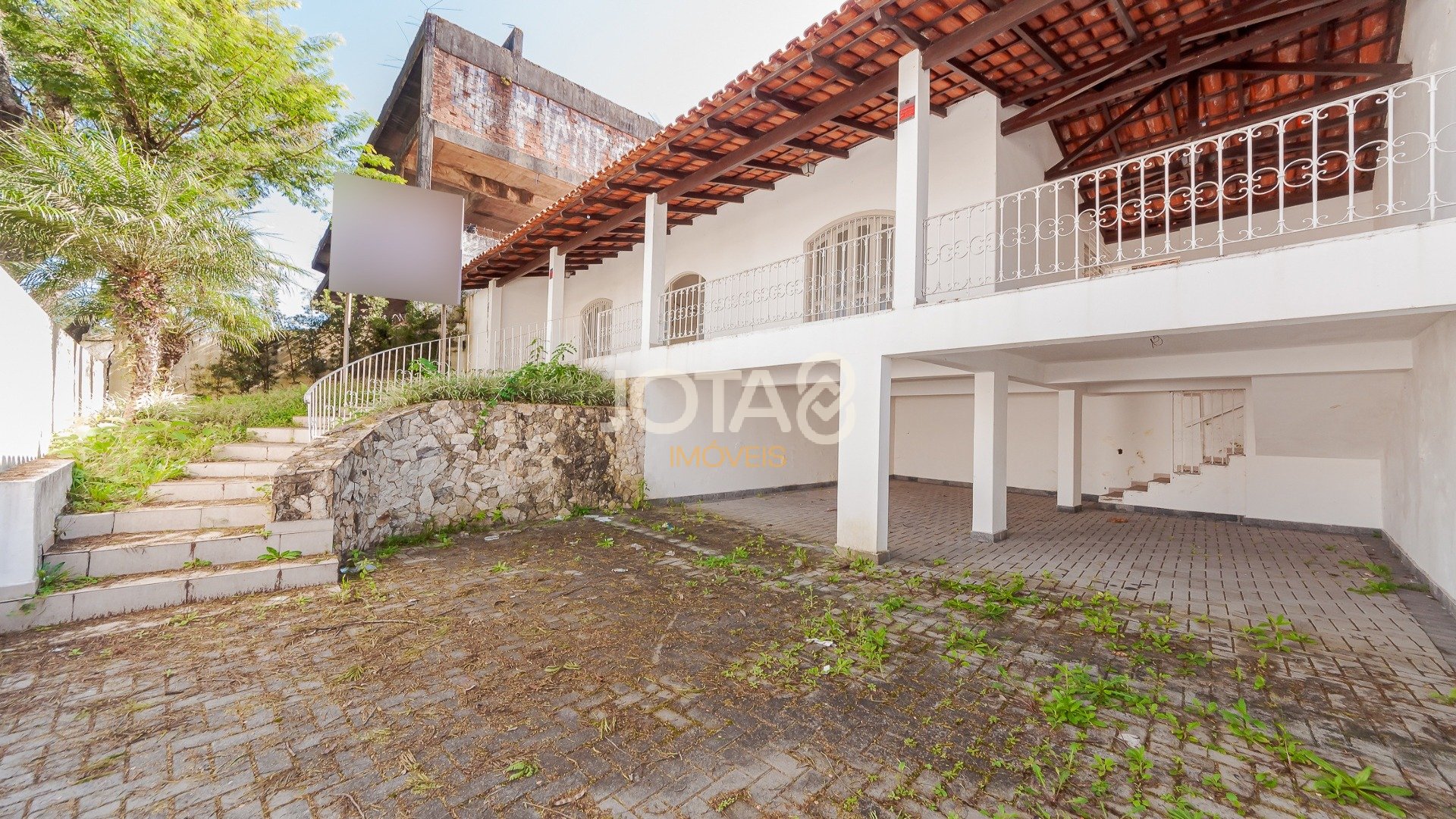 CASA COMERCIAL EM LOCALIZAÇÃO ESTRATÉGICA NO BIGORRILHO