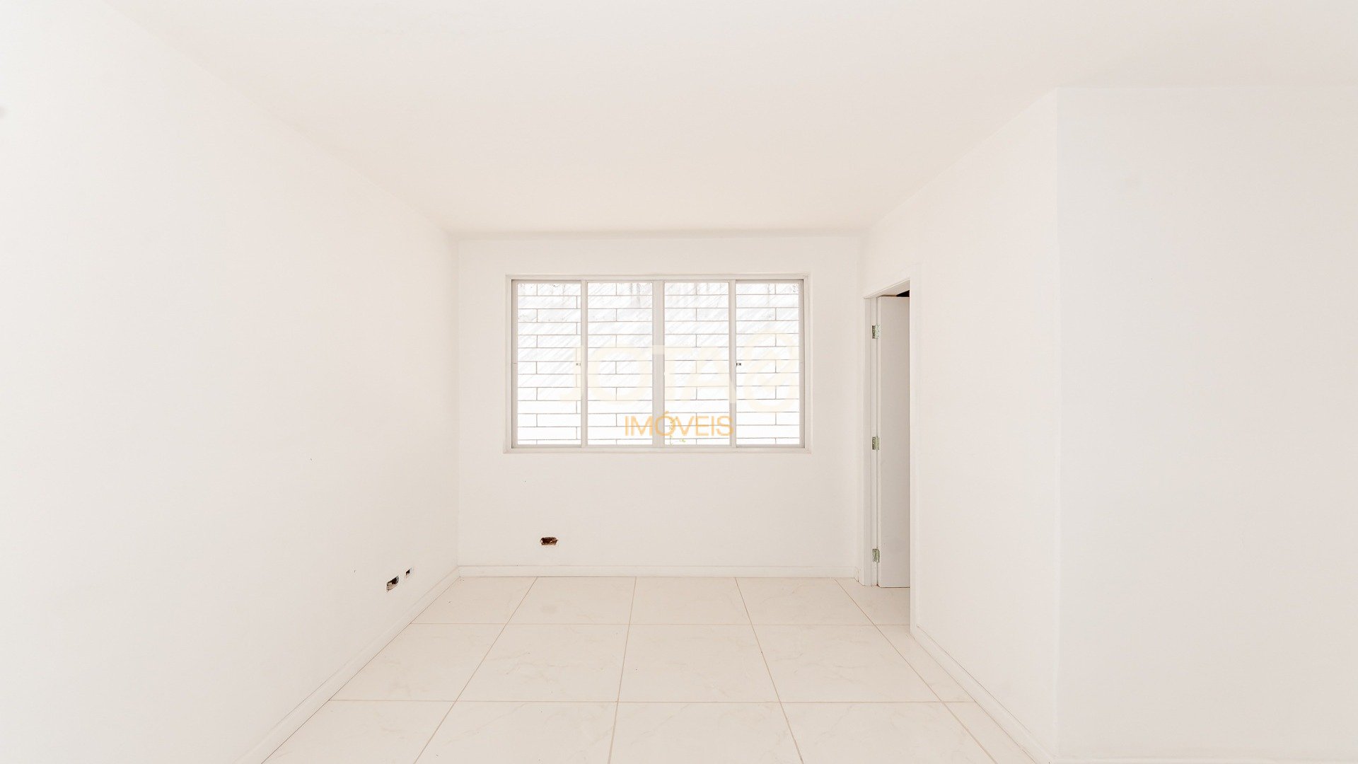 CASA COMERCIAL EM LOCALIZAÇÃO ESTRATÉGICA NO BIGORRILHO
