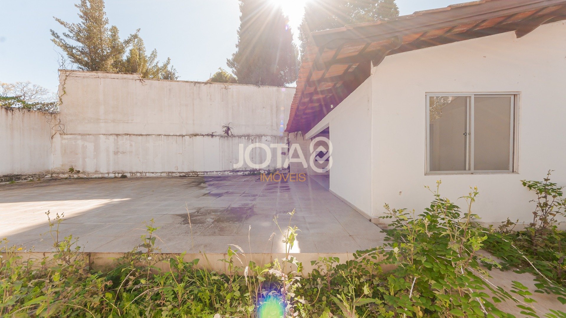 CASA COMERCIAL EM LOCALIZAÇÃO ESTRATÉGICA NO BIGORRILHO