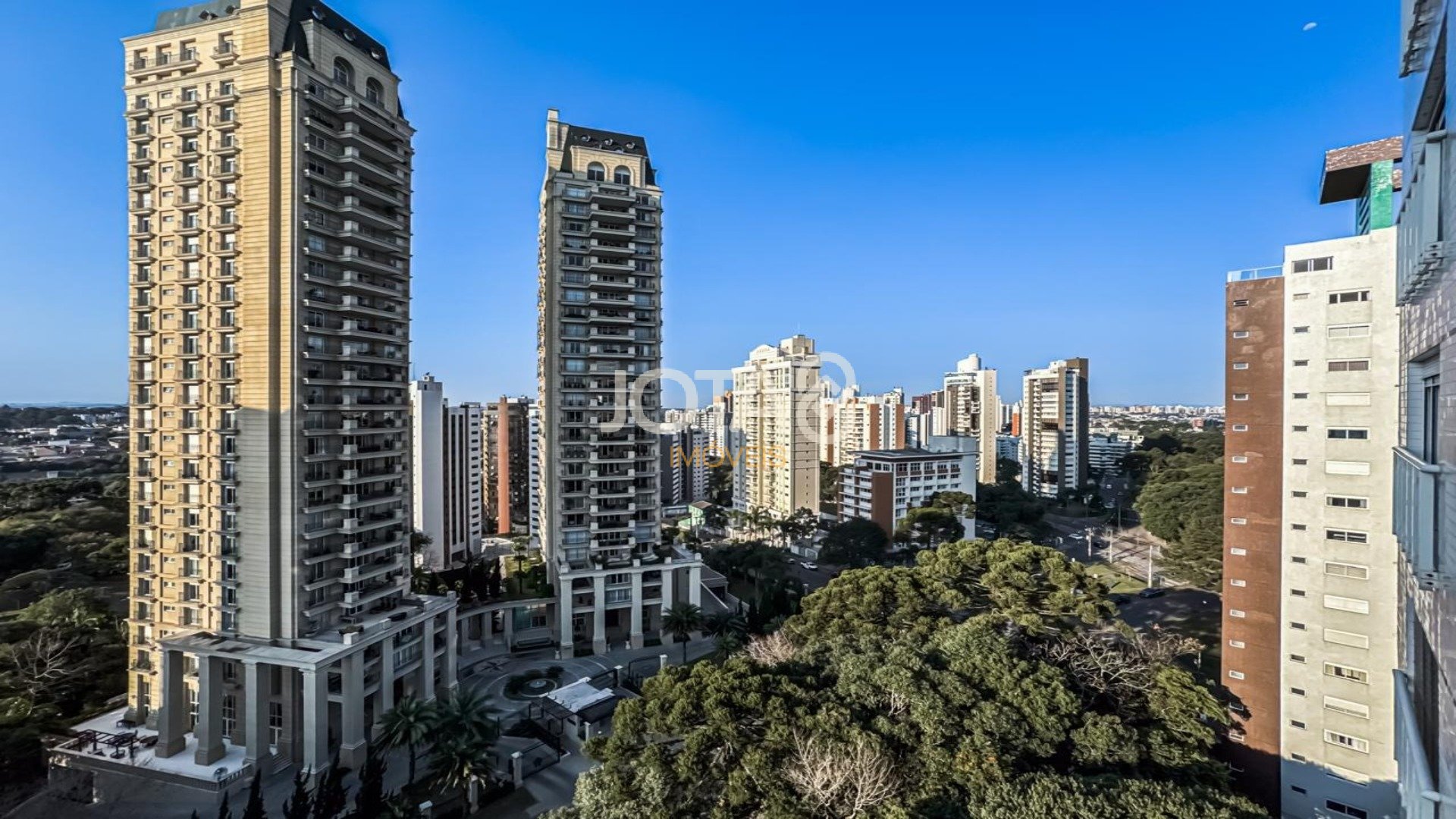 MARAVILHOSO APARTAMENTO MOBILIADO