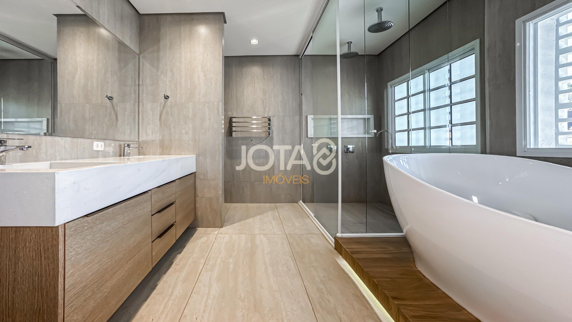 CASA EM CONDOMINÍNIO 3 QUARTOS NA EDUARDO SPRADA