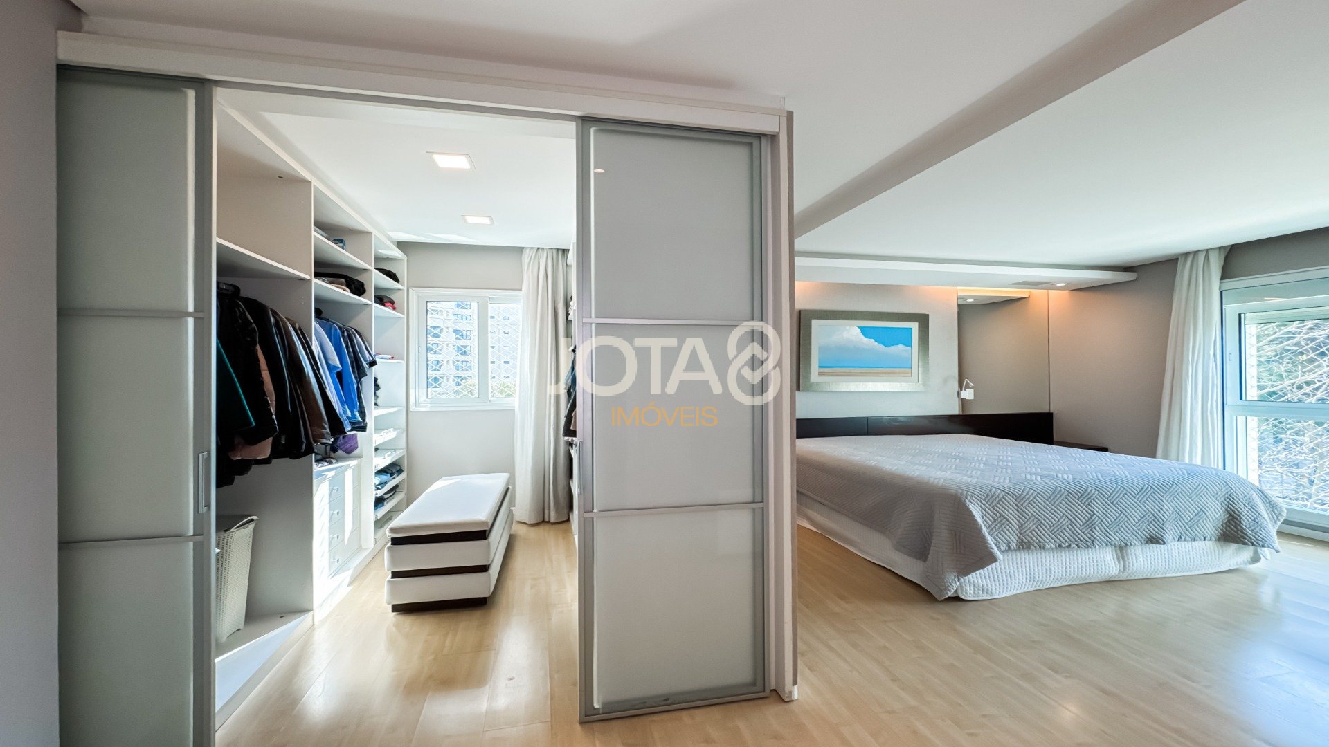 APARTAMENTO COM 4 QUARTOS NO ECOVILLE