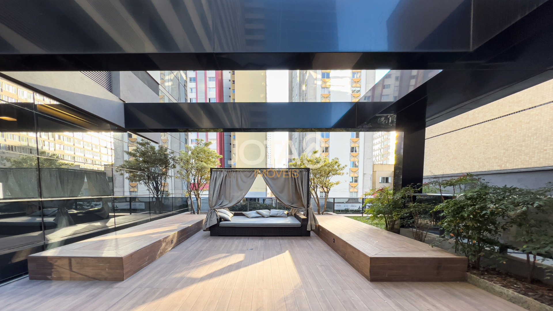 STUDIO MOBILIADO NO THE FIVE