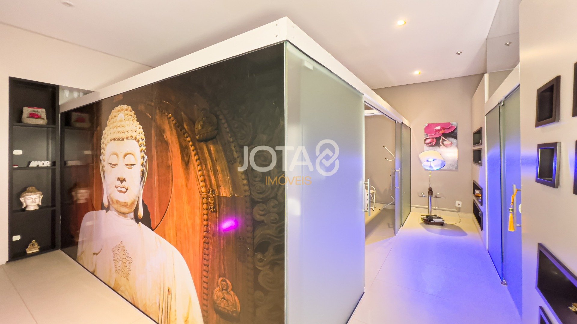 STUDIO MOBILIADO NO THE FIVE