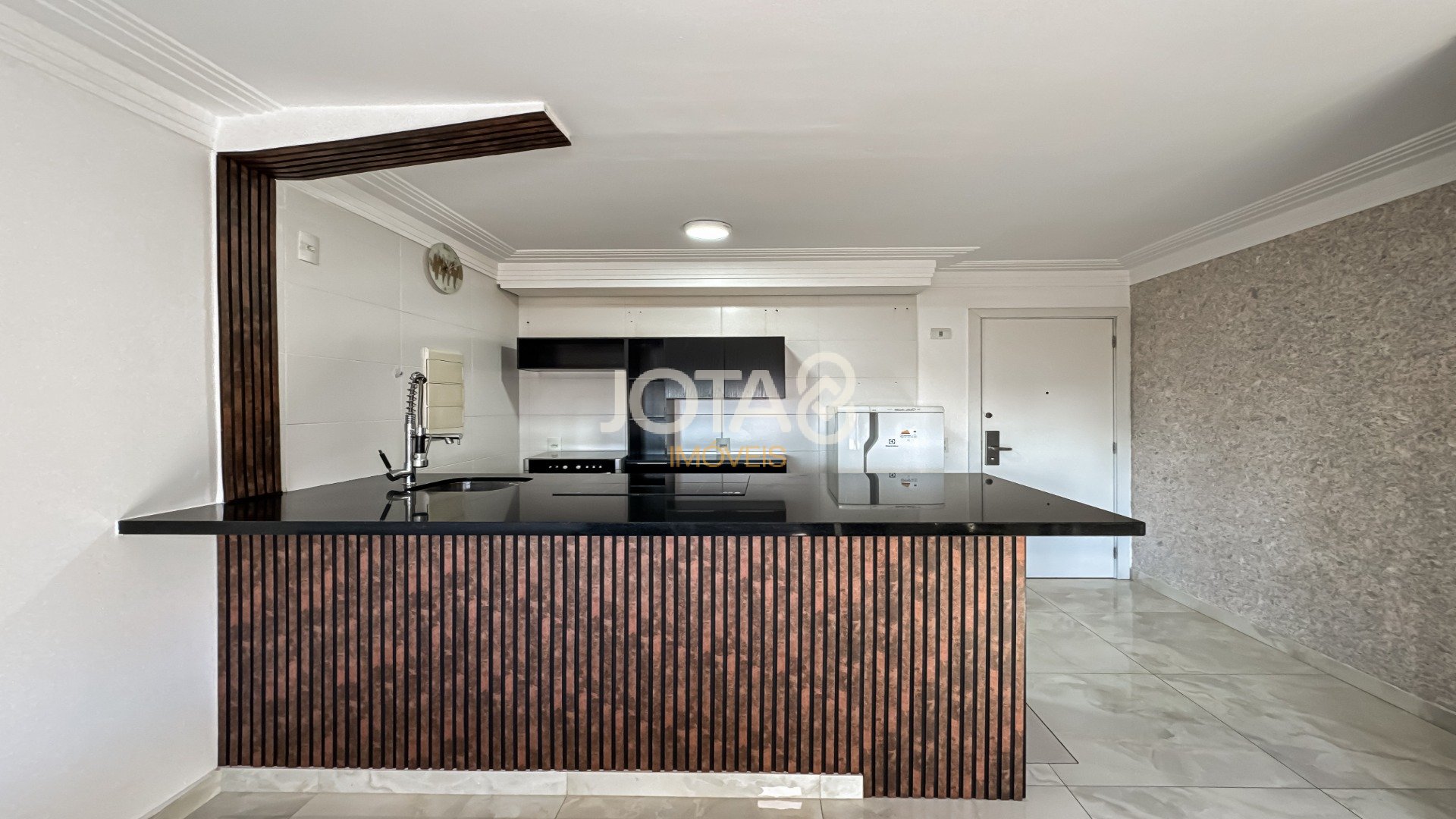 STUDIO MOBILIADO NO THE FIVE