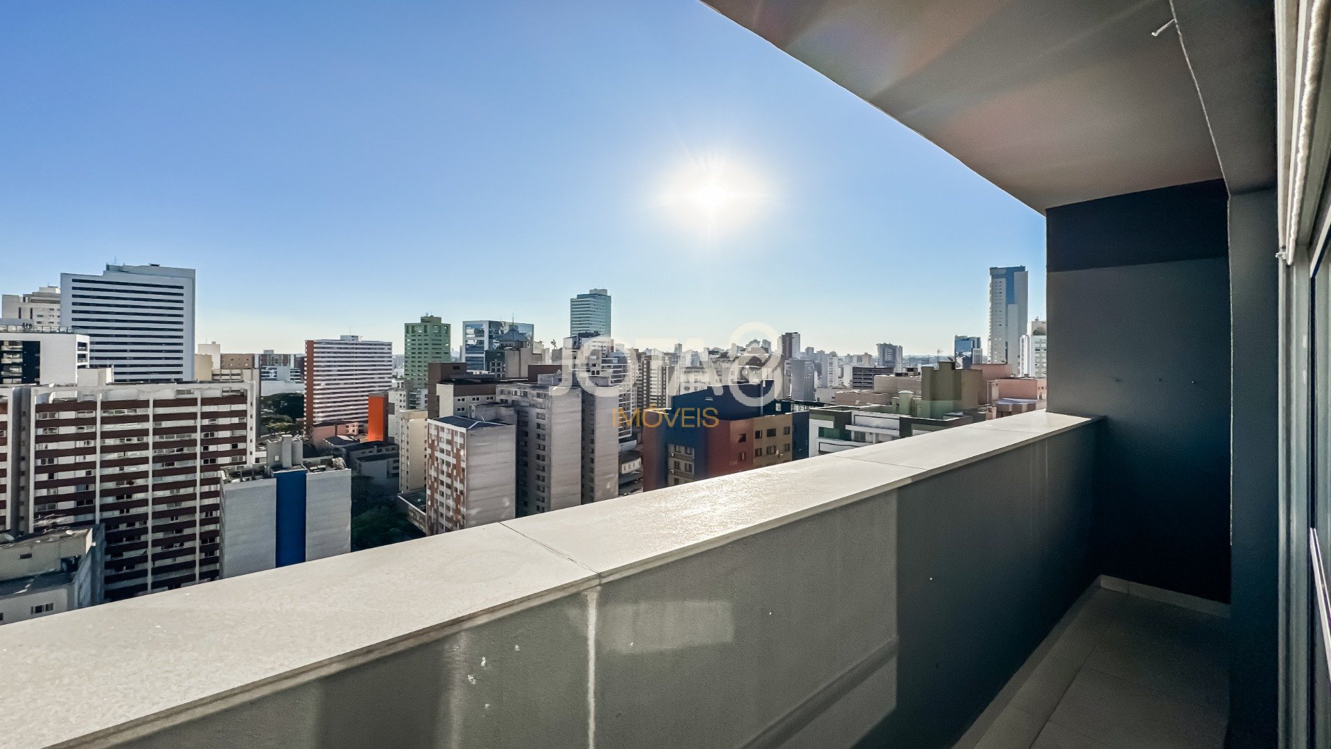 STUDIO MOBILIADO NO THE FIVE