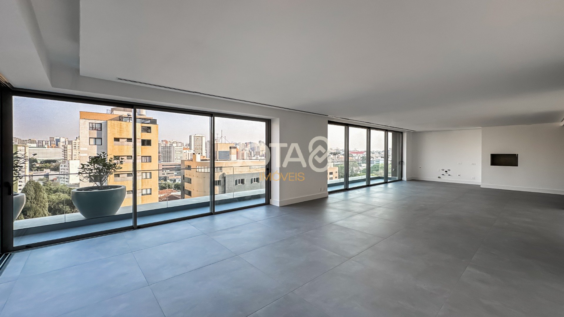 APARTAMENTO 3 SUÍTES NO BATEL - PINAH - REVENDA