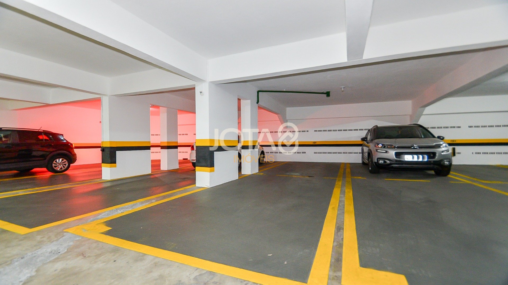 APARTAMENTO COM 3 SUÍTES E 4 VAGAS NA PRAÇA DO JAPÃO