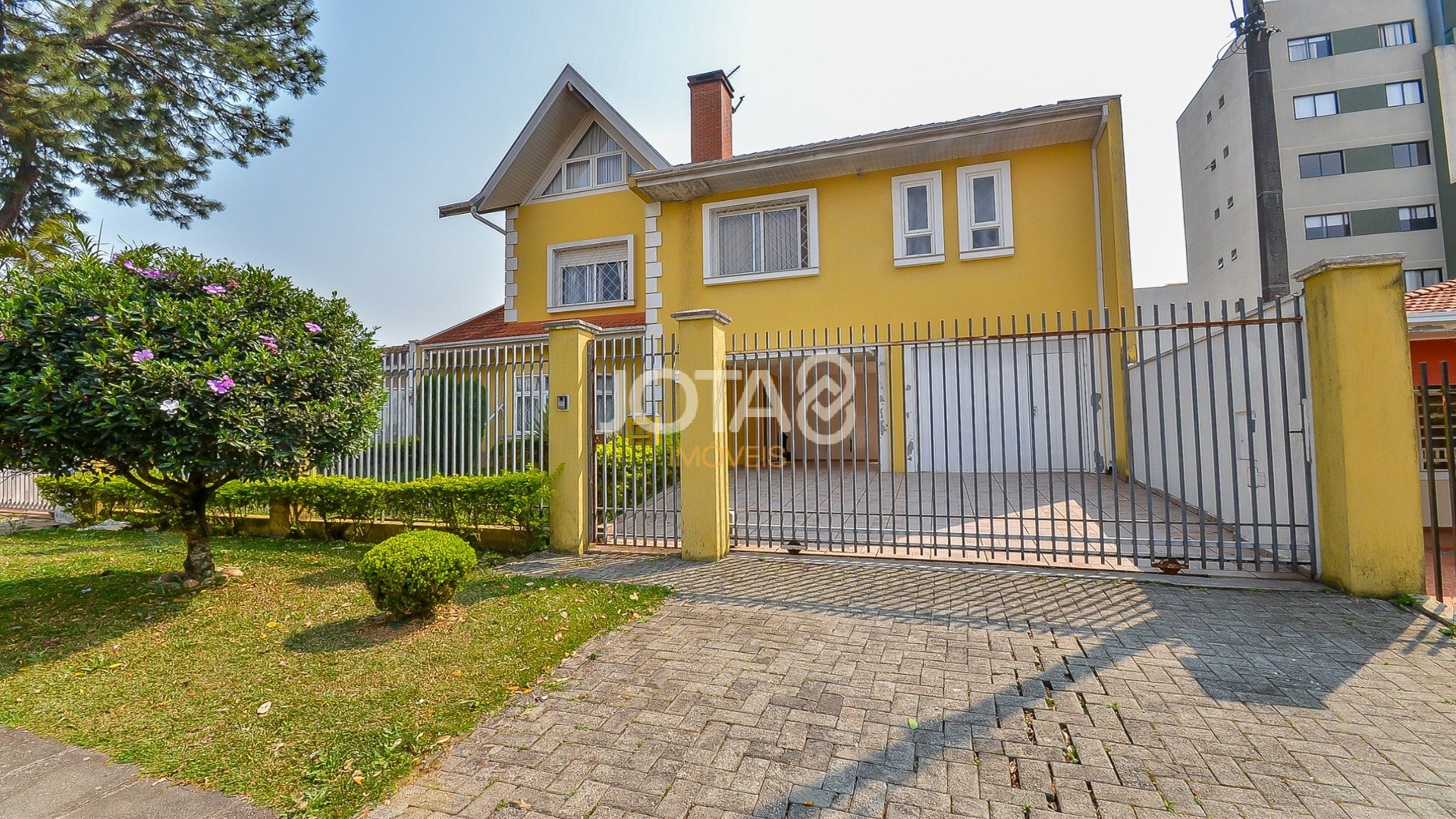 CASA 4 QUARTOS AMPLO TERRENO VILA IZABEL ÓTIMO ESTADO