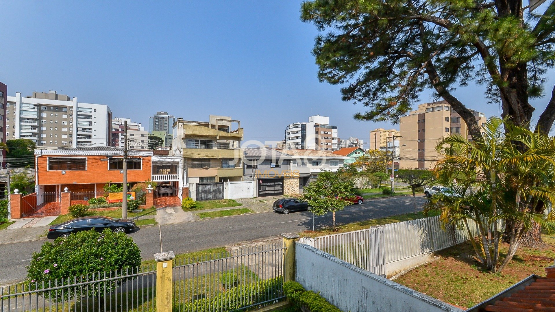 CASA 4 QUARTOS AMPLO TERRENO VILA IZABEL ÓTIMO ESTADO
