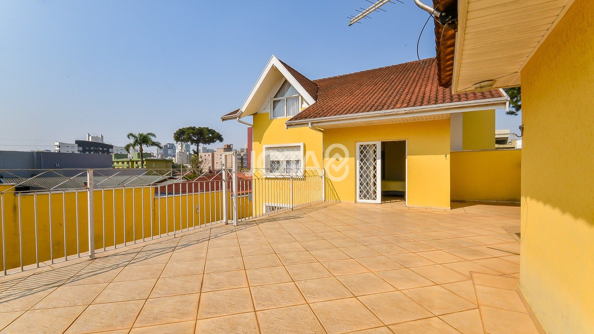 CASA 4 QUARTOS AMPLO TERRENO VILA IZABEL ÓTIMO ESTADO