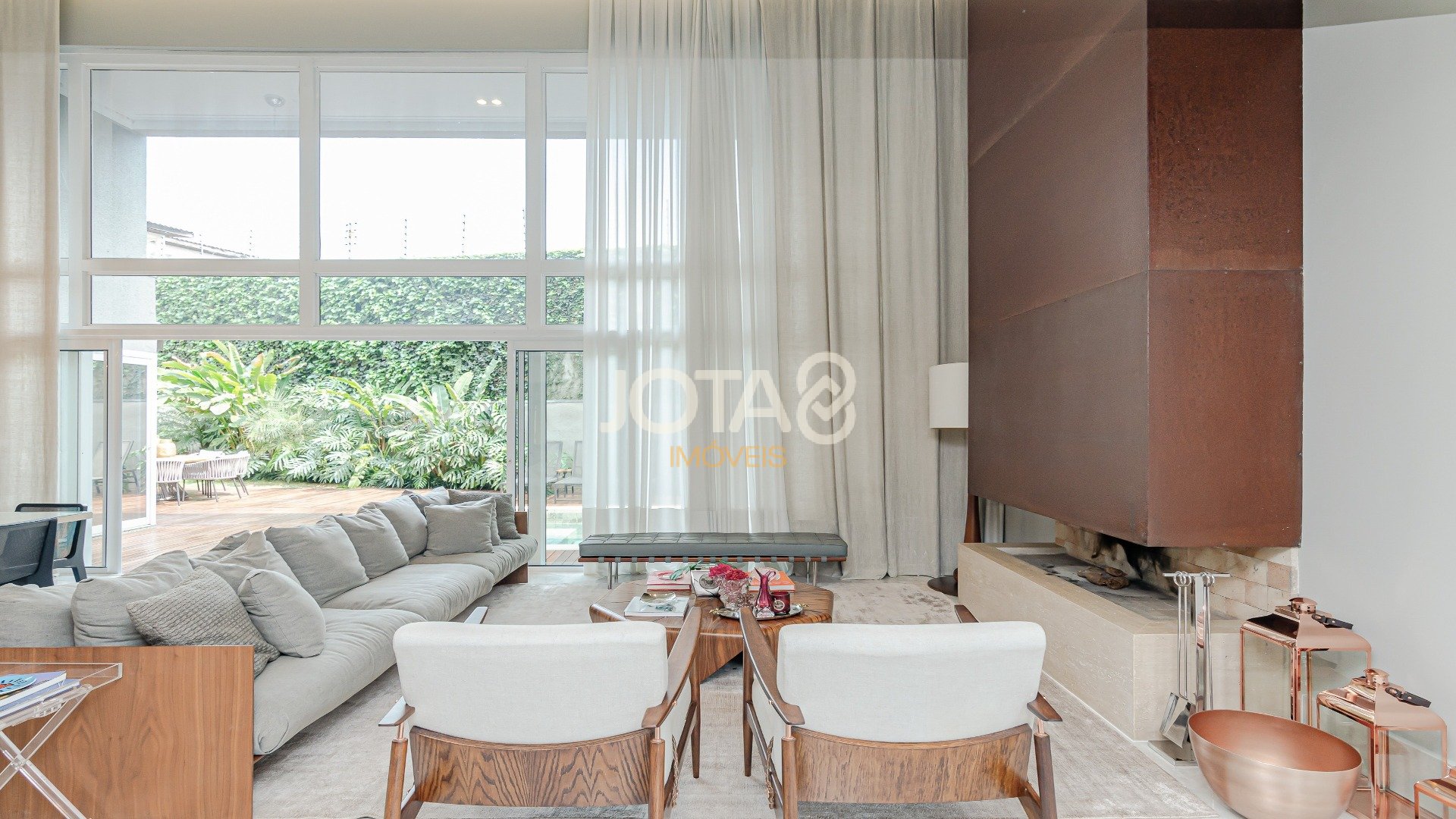CASA MARAVILHOSA COM 4 SUITES  EM CONDOMINIO NO CAMPO COMPRIDO