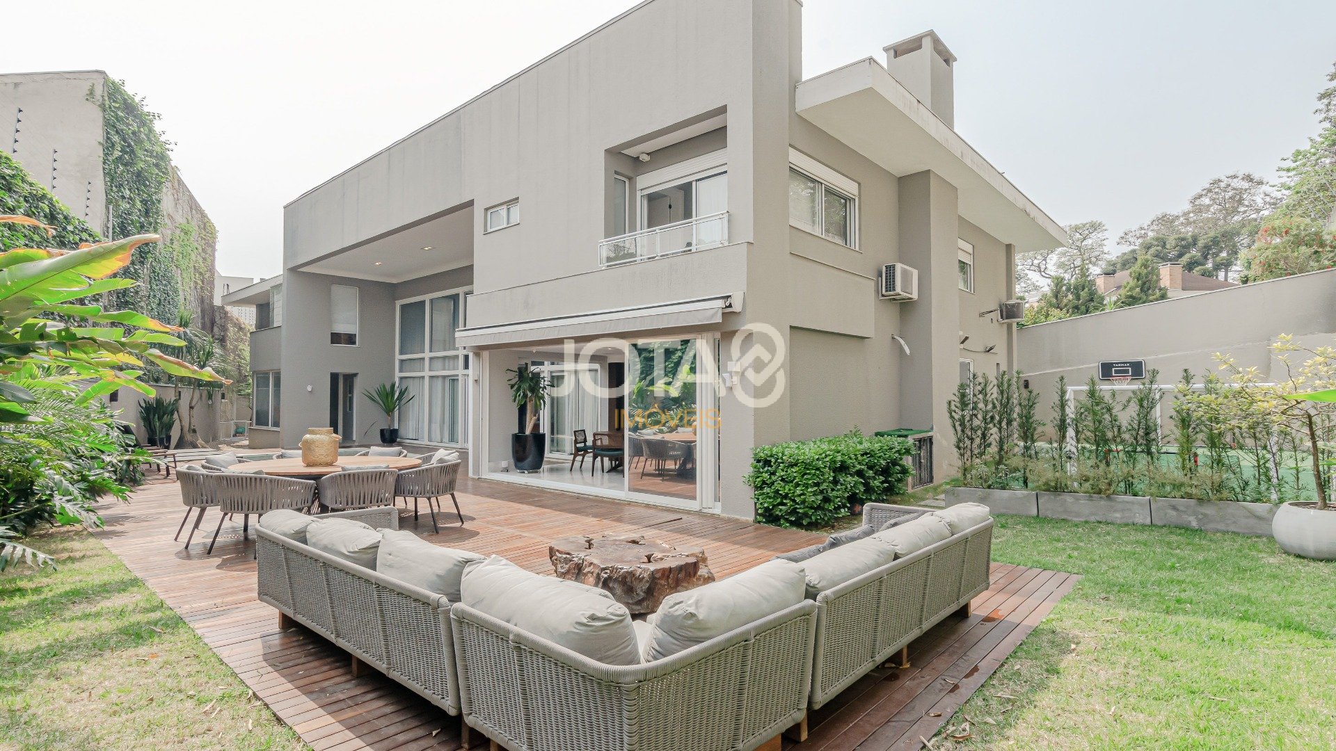 CASA MARAVILHOSA COM 4 SUITES  EM CONDOMINIO NO CAMPO COMPRIDO