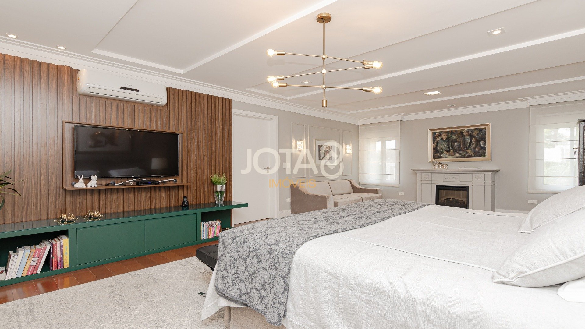 CASA MARAVILHOSA COM 4 SUITES  EM CONDOMINIO NO CAMPO COMPRIDO