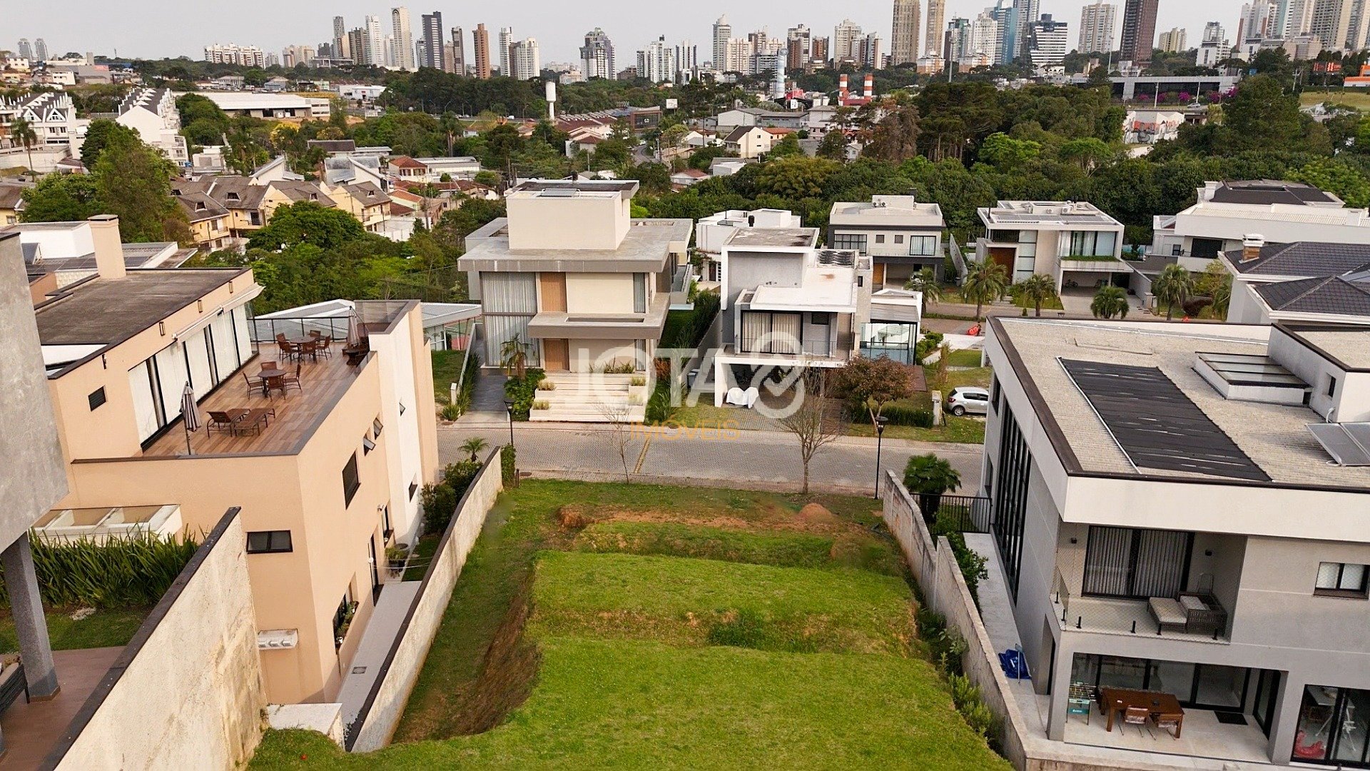 TERRENO CONDOMINIO BARIGUI  PARK ROYALE SANTO INACIO