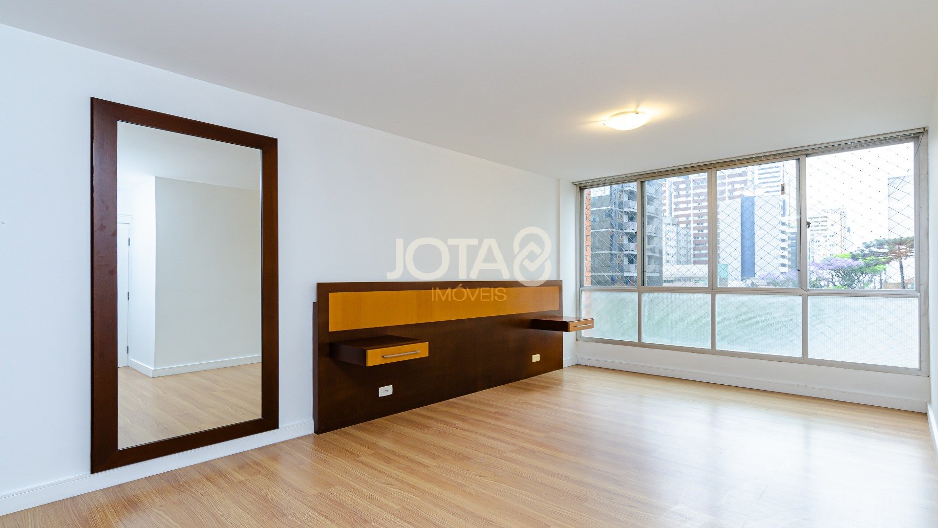 APARTAMENTO 03 DORMITÓRIOS REGIÃO CENTRAL