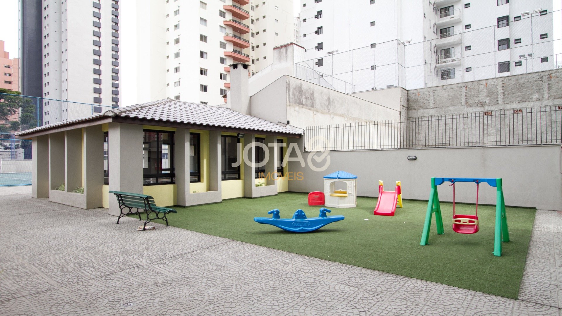 LINDO APARTAMENTO COM 3 QUARTOS NO BIGORRILHO