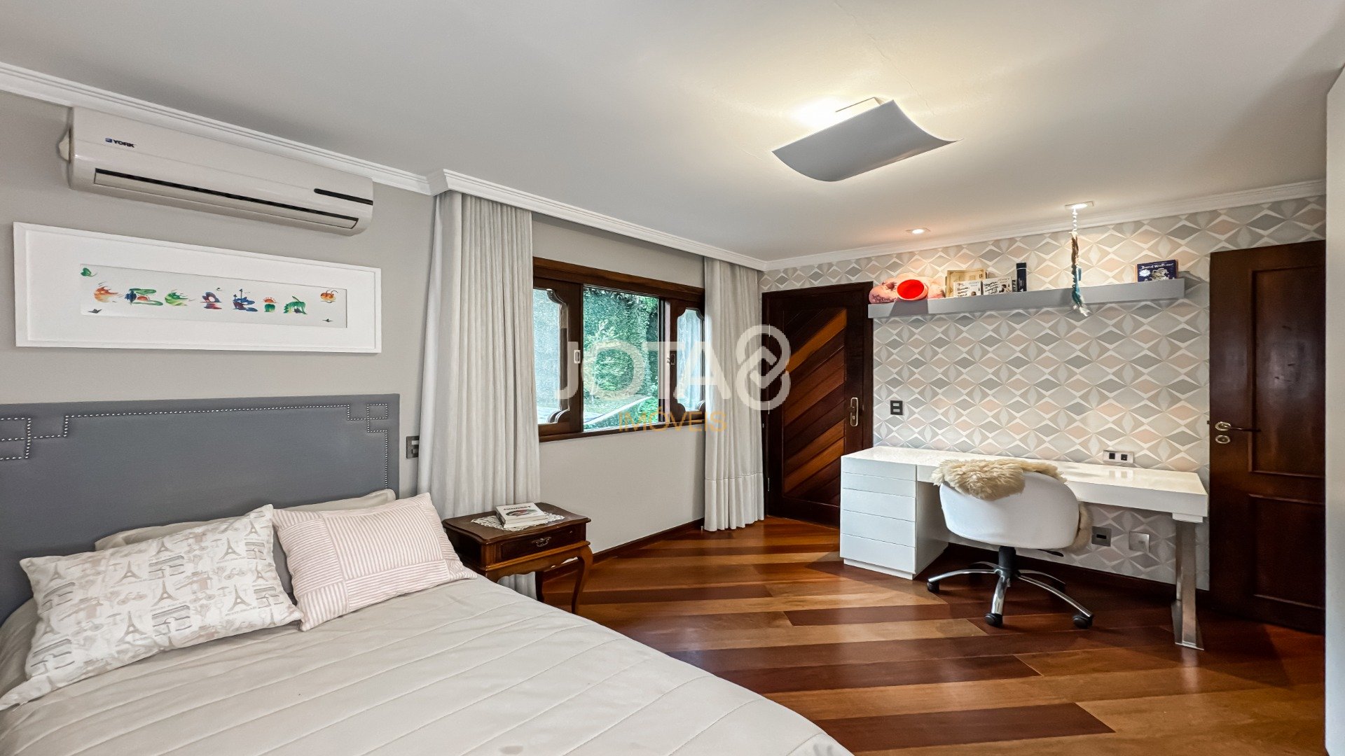 CASA DE ALTO PADRÃO 4 QUARTOS NO VILLE AMBOISE SÃO LOURENÇO!