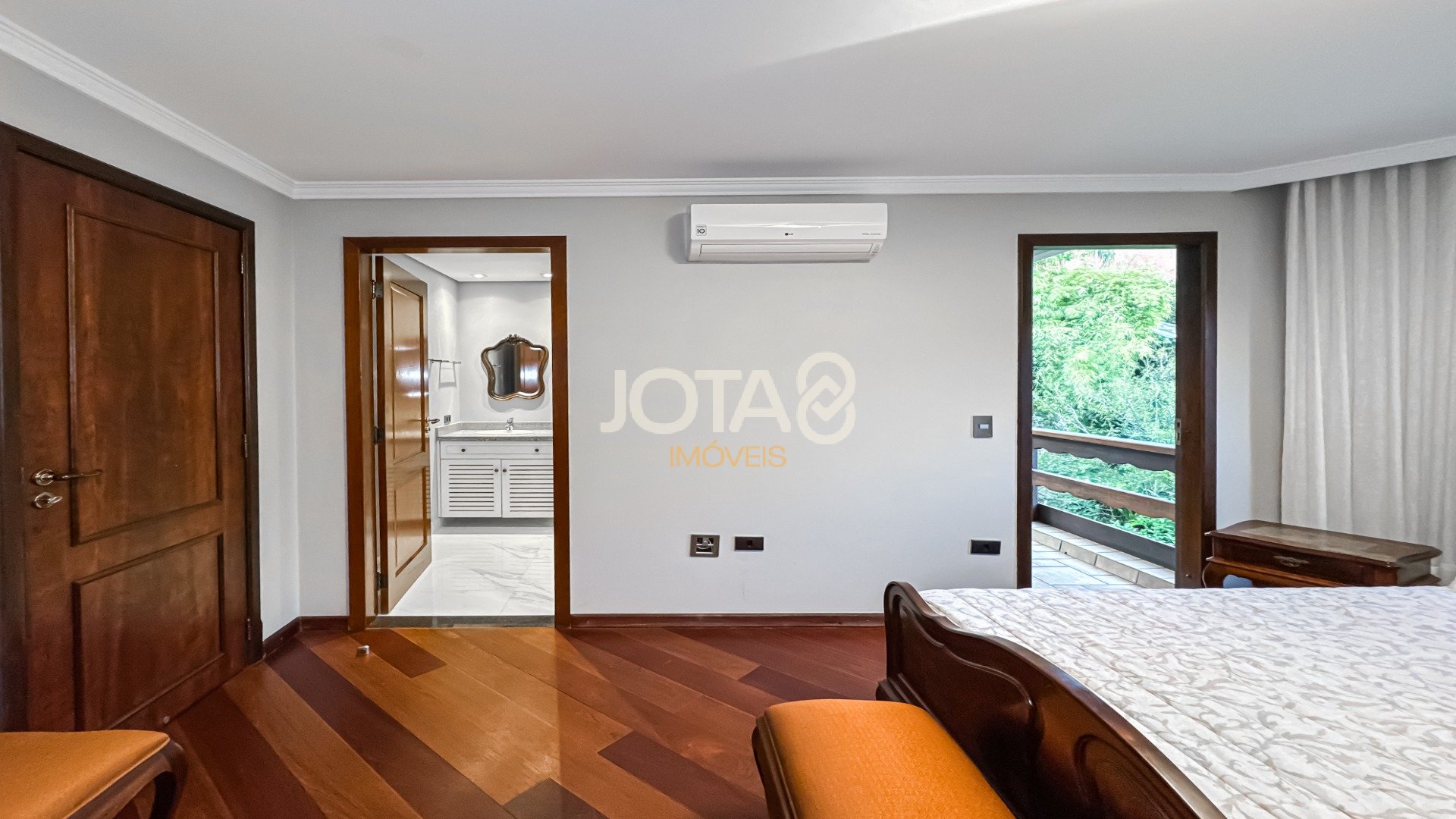 CASA DE ALTO PADRÃO 4 QUARTOS NO VILLE AMBOISE SÃO LOURENÇO!