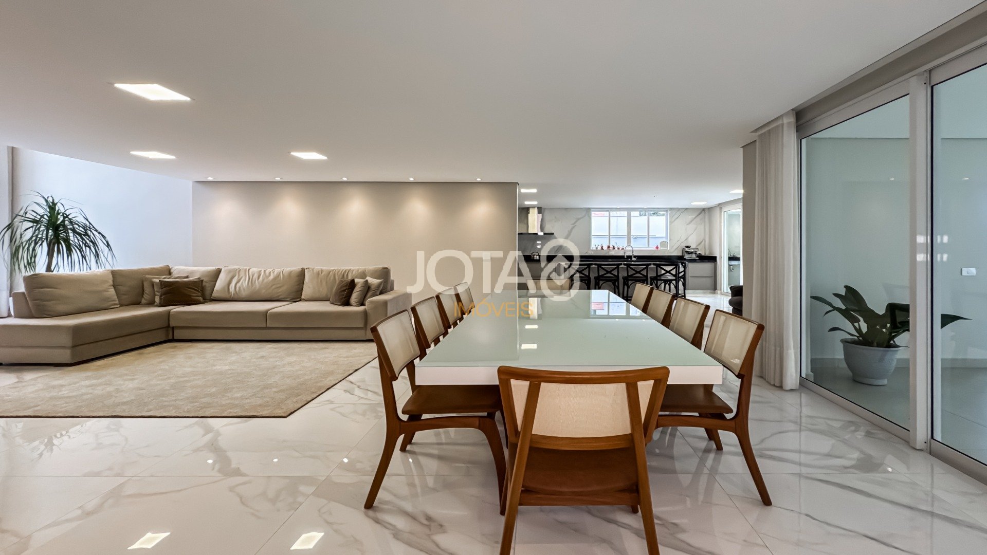 CASA MODERNA EM CONDOMÍNIO COM 4 QUARTOS EM SANTA FELICIDADE!