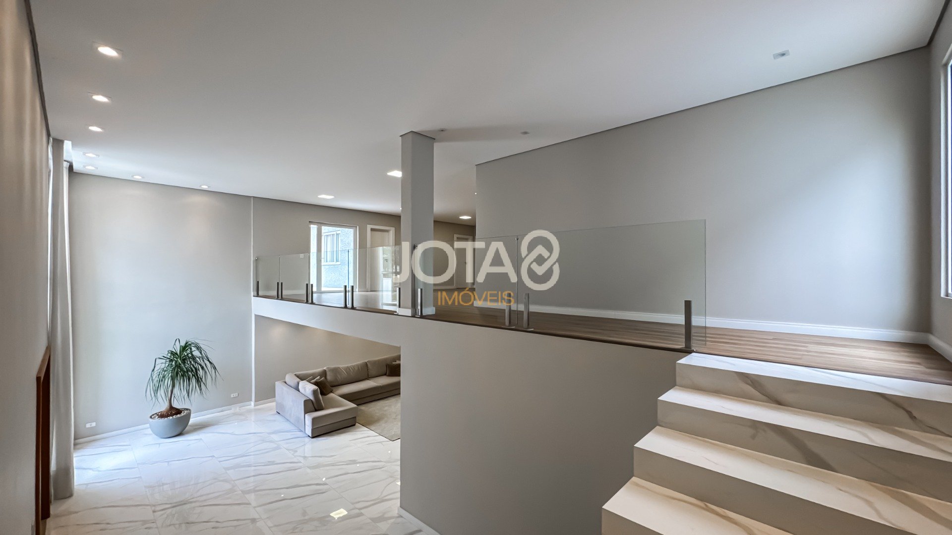 CASA MODERNA EM CONDOMÍNIO COM 4 QUARTOS EM SANTA FELICIDADE!