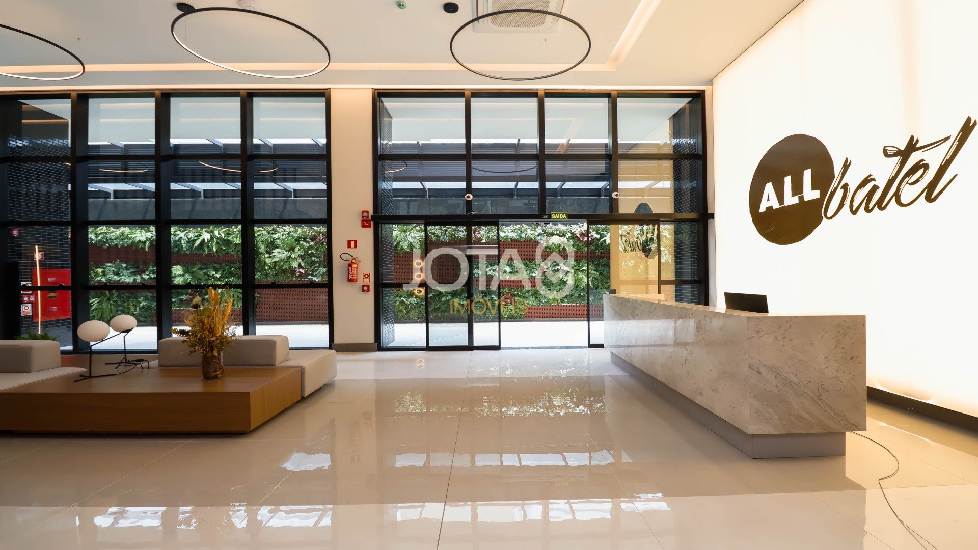 LOJA COMERCIAL NO HUMAN BATEL