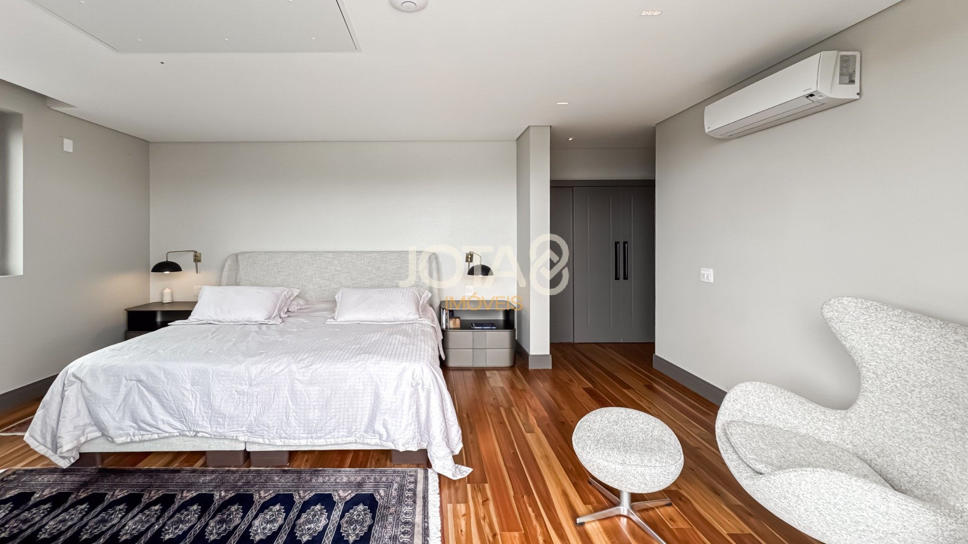 CASA EM CONDOMÍNIO 4 SUÍTES NO ALPHAVILLE GRACIOSA