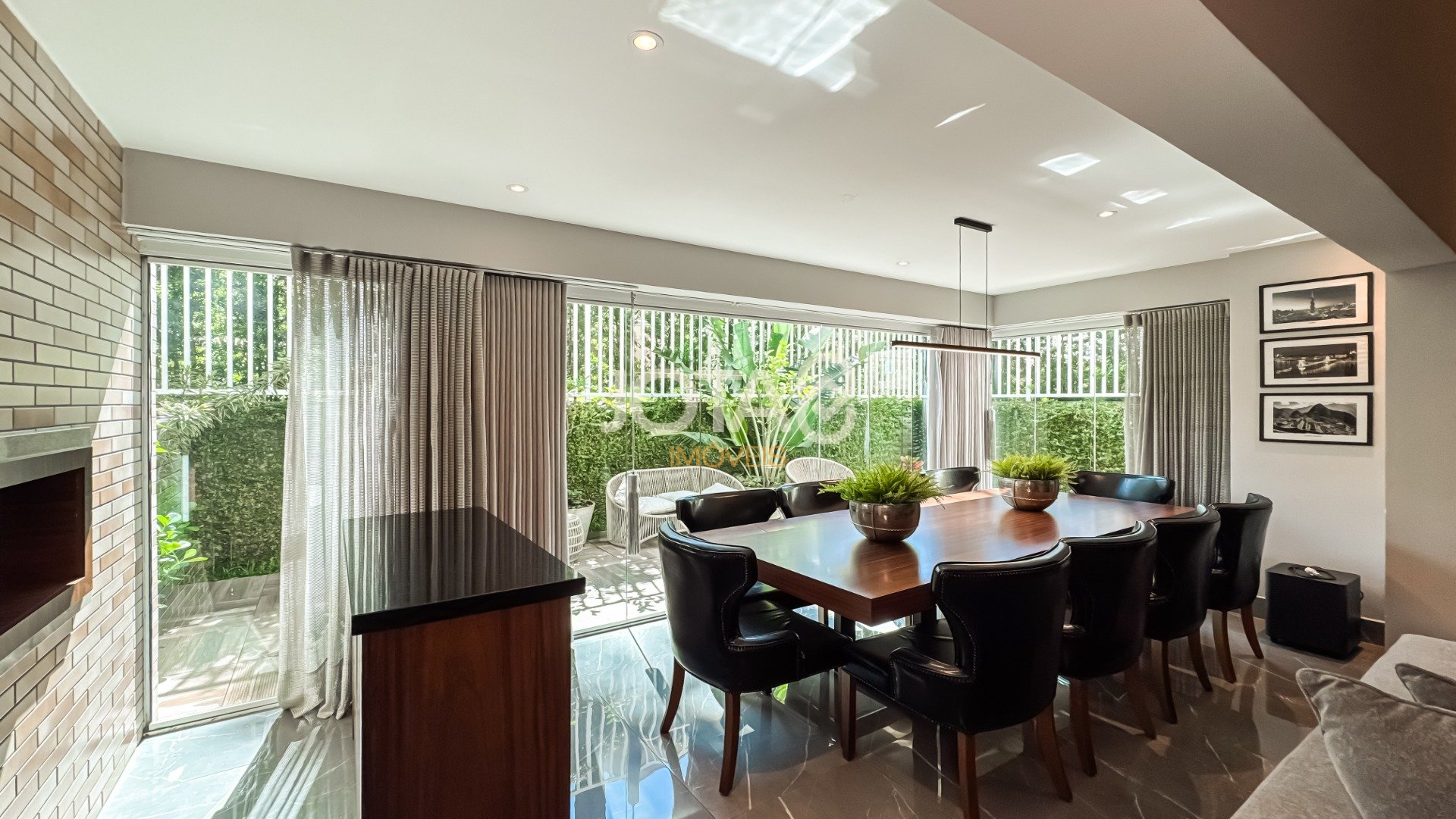APARTAMENTO GARDEN ENSOLARADO EM CONDOMÍNIO CLUBE NO ECOVILLE