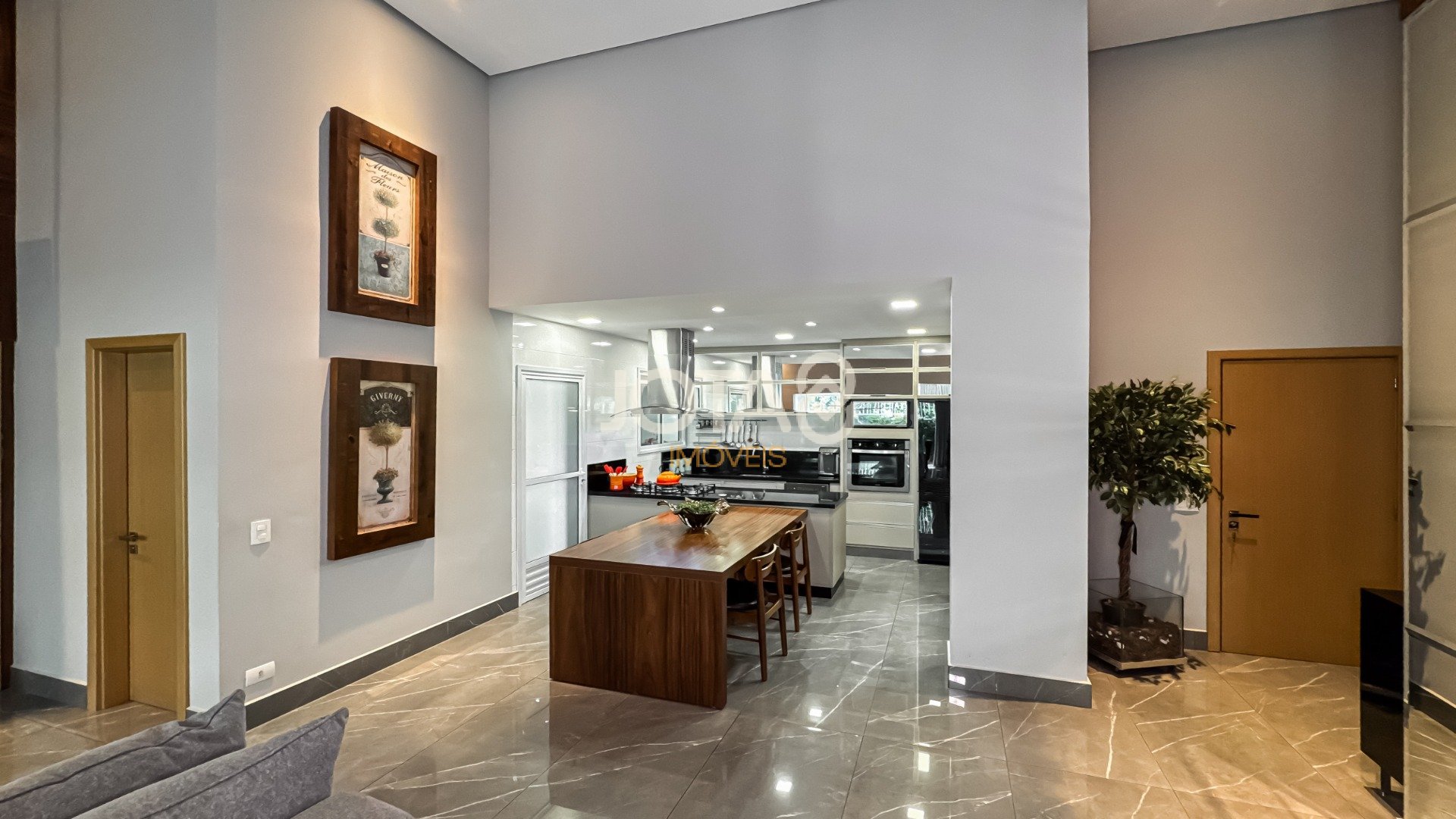 APARTAMENTO GARDEN ENSOLARADO EM CONDOMÍNIO CLUBE NO ECOVILLE