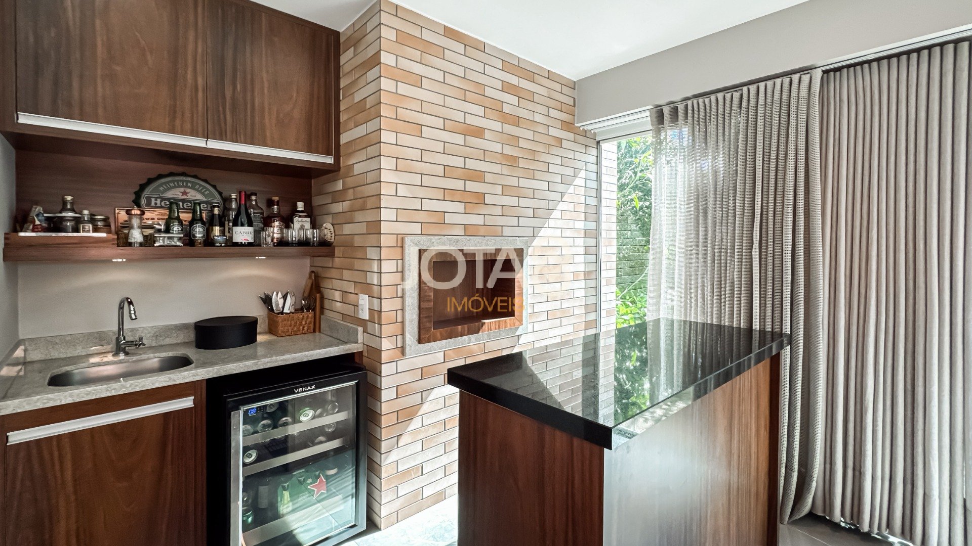 APARTAMENTO GARDEN ENSOLARADO EM CONDOMÍNIO CLUBE NO ECOVILLE