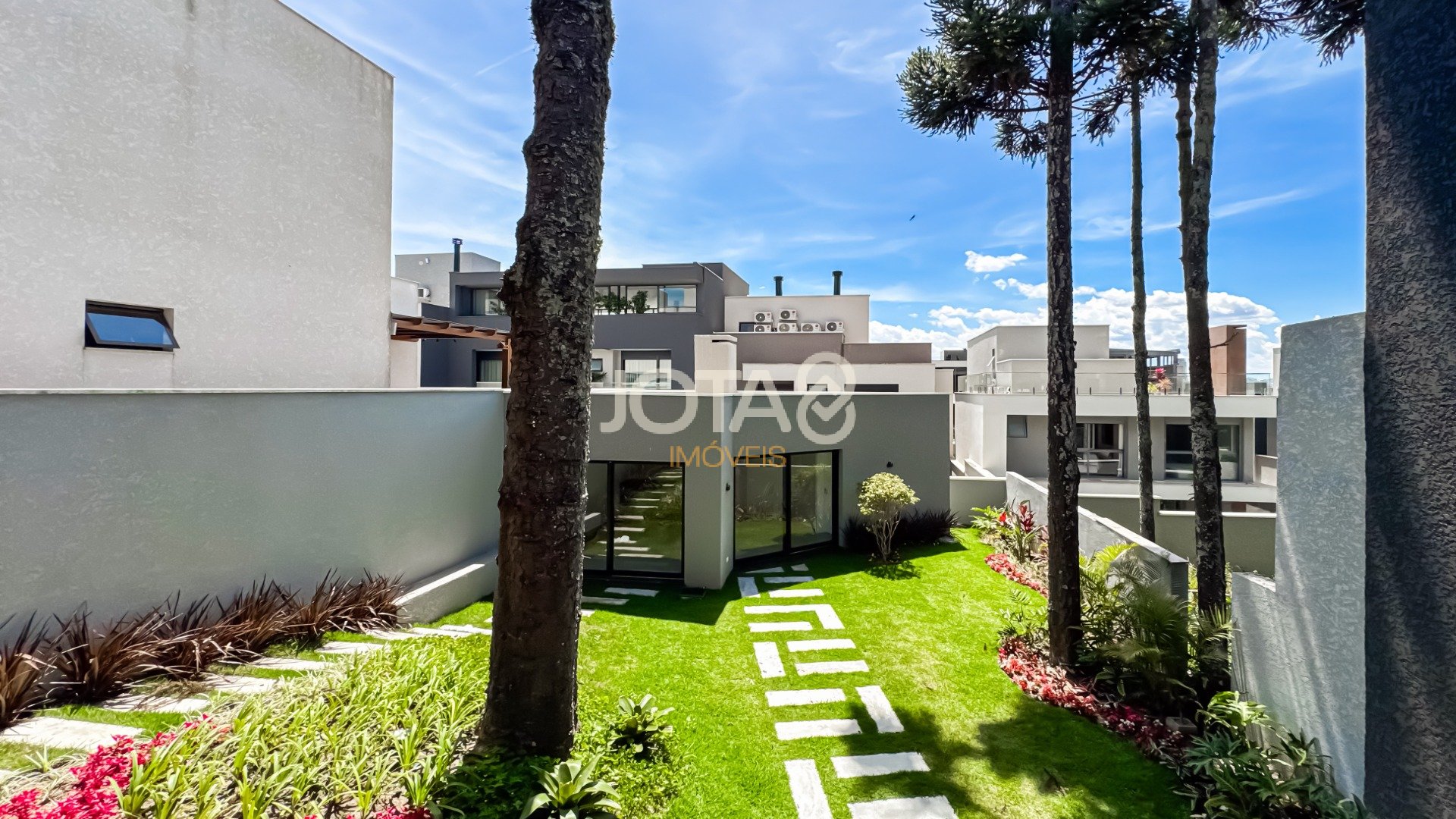 CASA CONDOMINIO PARK BOULEVARD