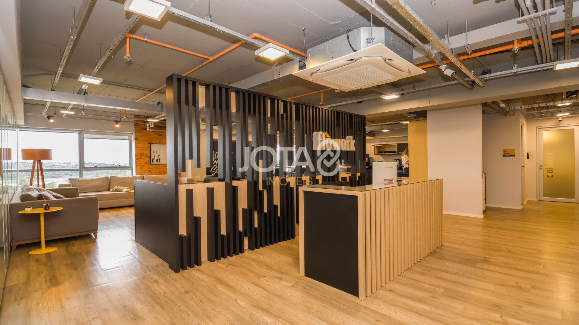 ESPAÇO COMERCIAL PRONTO PARA O SEU NEGÓCIO