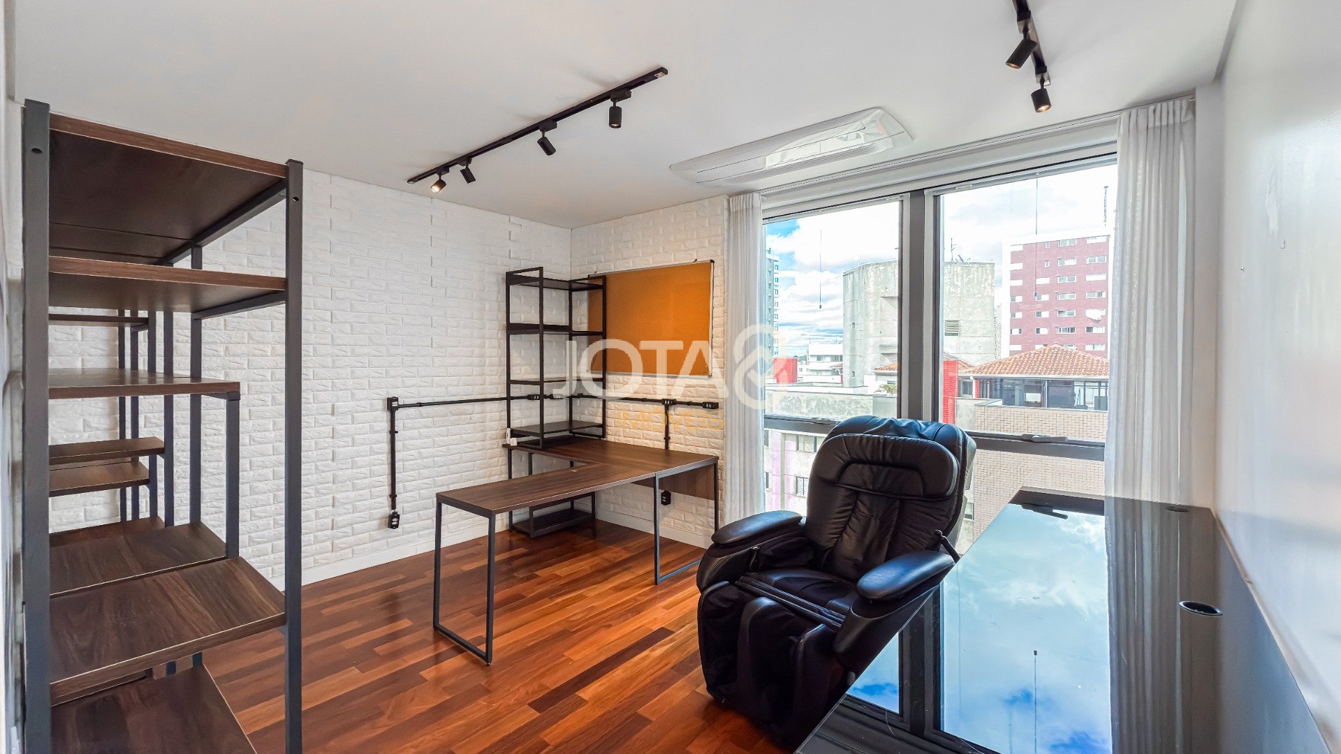 EOS BARIGUI 4 SUITES 3 VAGAS