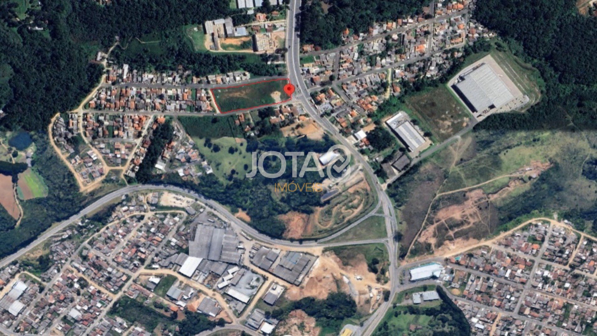 EXCELENTE QUADRA DE TERRENOS NA RODOVIA DA UVA!