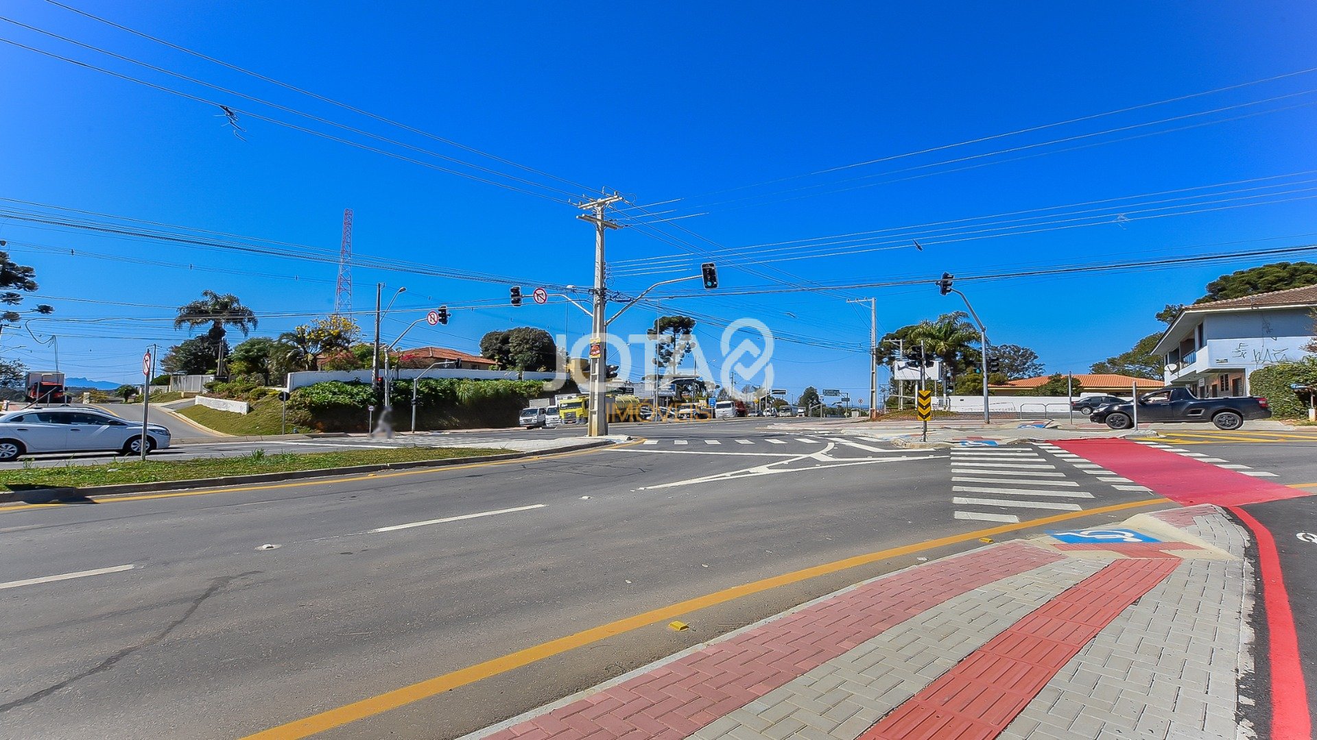 EXCELENTE QUADRA DE TERRENOS NA RODOVIA DA UVA!