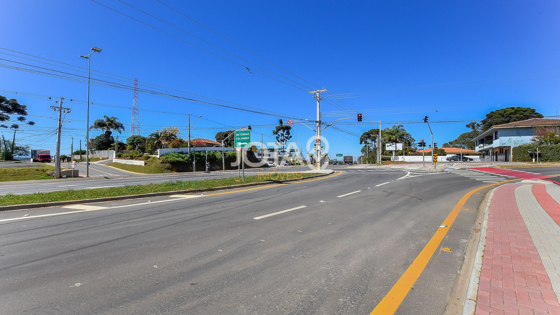 EXCELENTE QUADRA DE TERRENOS NA RODOVIA DA UVA!