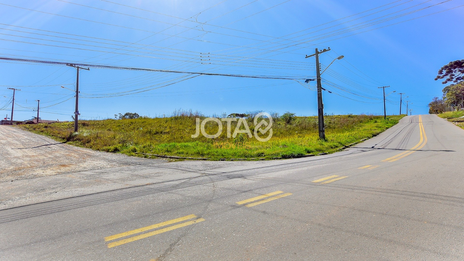 EXCELENTE QUADRA DE TERRENOS NA RODOVIA DA UVA!