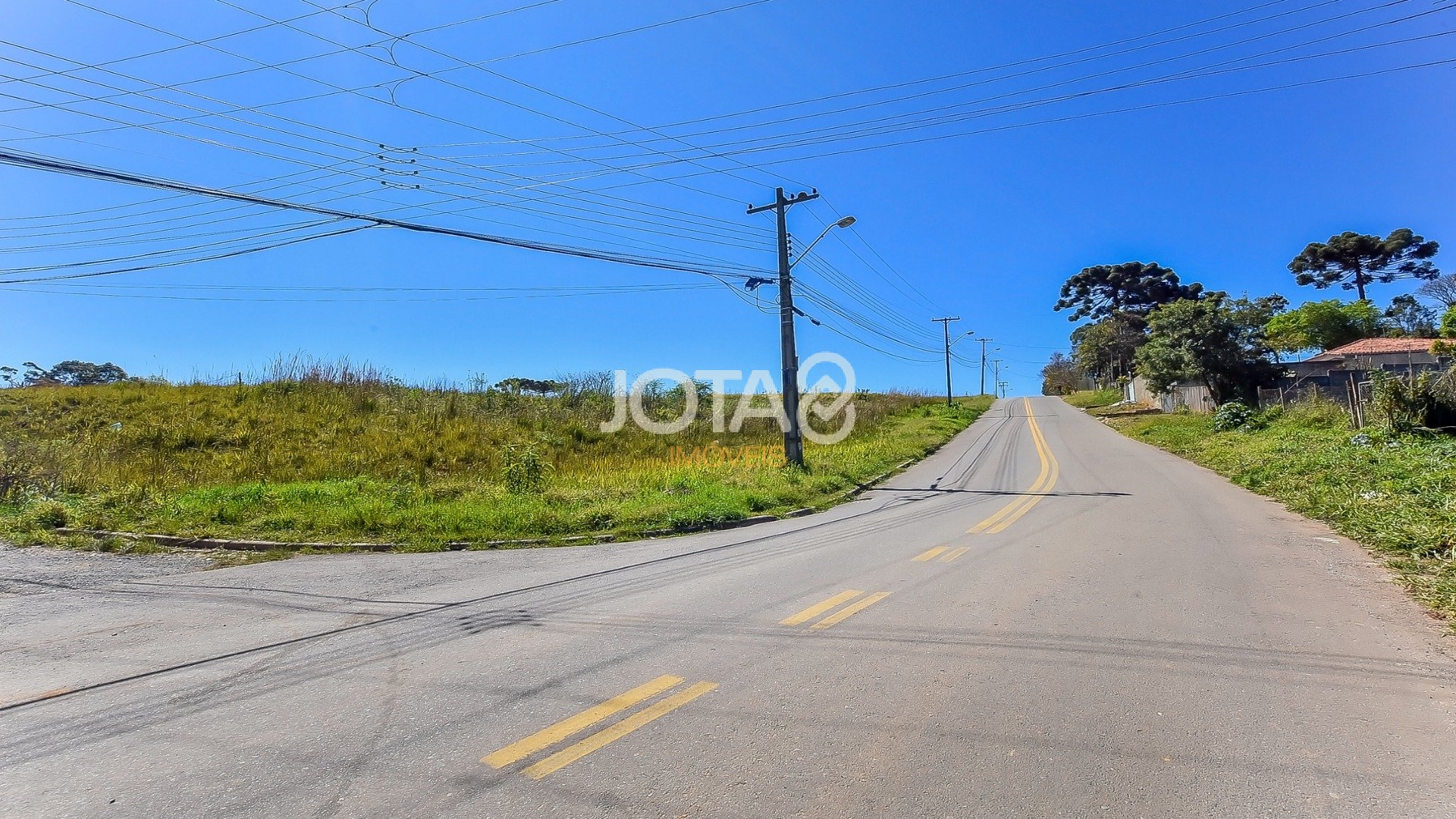 EXCELENTE QUADRA DE TERRENOS NA RODOVIA DA UVA!