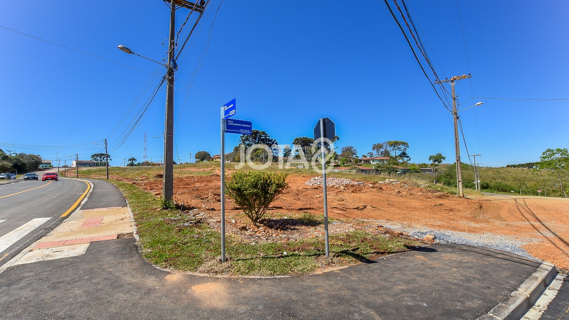 EXCELENTE QUADRA DE TERRENOS NA RODOVIA DA UVA!