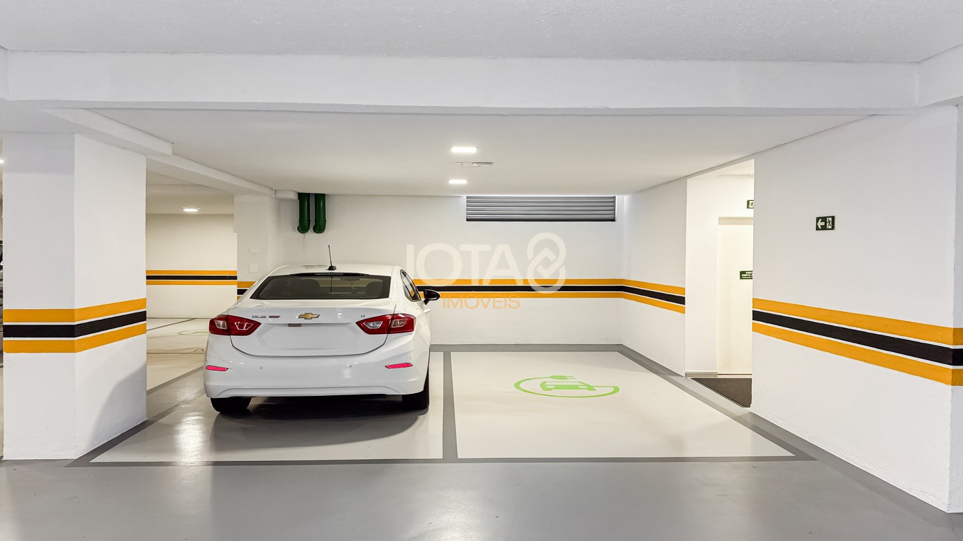 JÓIA ÚNICA NO MELHOR DO ÁGUA VERDE - DECORADO